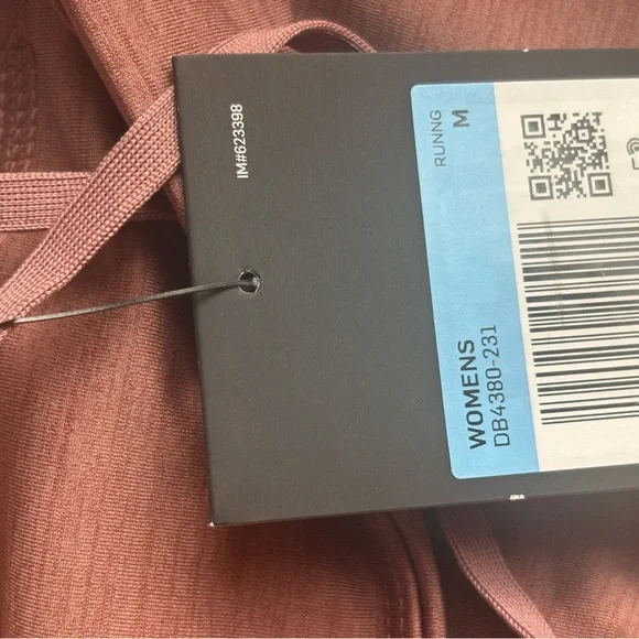 NWT Women’s Nike Dri-Fit Leggings Size M - Picture 6 of 10